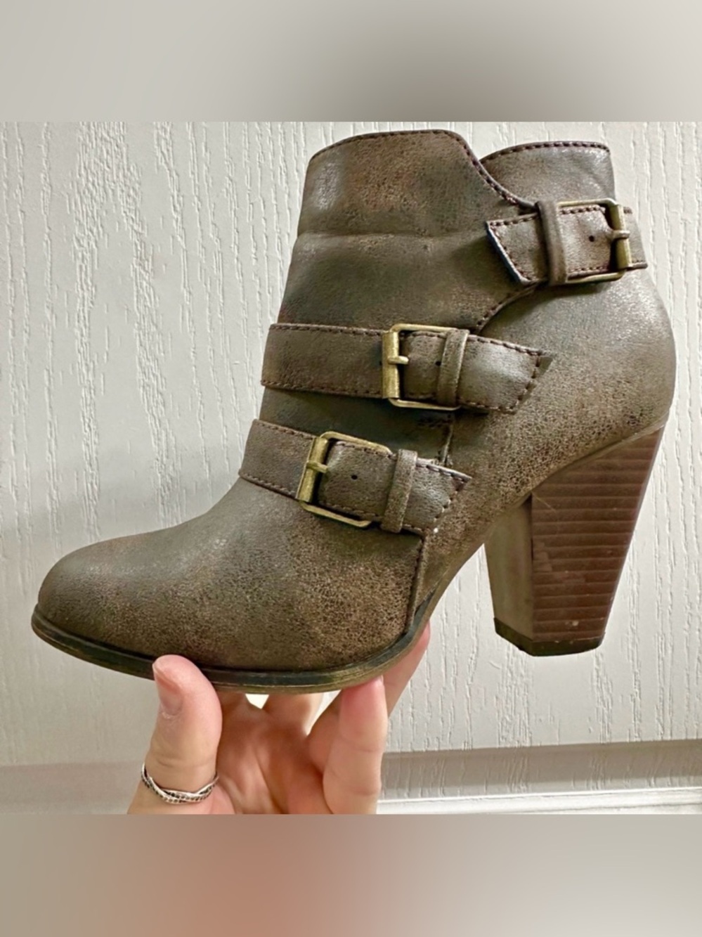 FOREVER Dark Brown Booties With Buckles